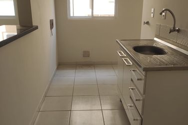 Apartamento para alugar - 54m&sup2; - Centro