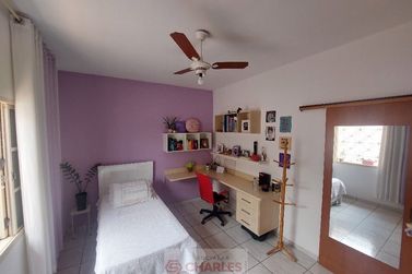 Casa &agrave; venda - 210m&sup2; - Centro