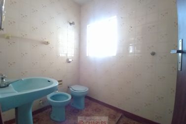 Sal&atilde;o Comercial para alugar - 106m&sup2; - Centro