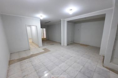 Sala Comercial para alugar - 77m&sup2; - Centro
