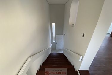 Casa &agrave; venda - 235m&sup2; - Centro