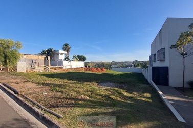 Terreno &agrave; venda - 10m&sup2; - Centro