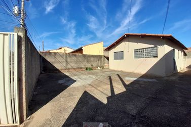 S&iacute;tio &agrave; venda - 10m&sup2; - Centro