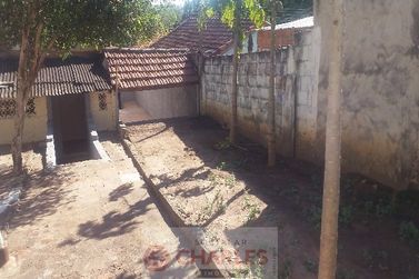 Casa &agrave; venda - 10m&sup2; - Centro