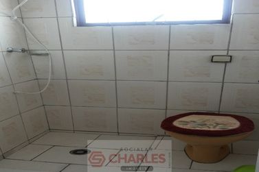 Casa &agrave; venda - 200m&sup2; - Centro