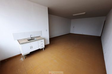 Sal&atilde;o Comercial para alugar - 30m&sup2; - Centro