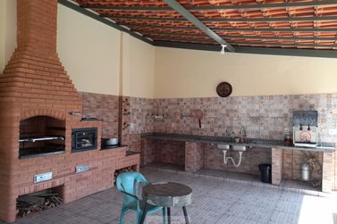 S&iacute;tio &agrave; venda - 145m&sup2; - Centro