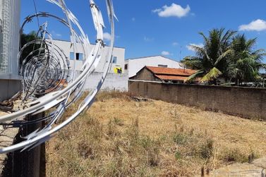 Terreno &agrave; venda - 10m&sup2; - Centro