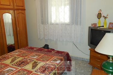 S&iacute;tio &agrave; venda - 280m&sup2; - Centro