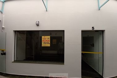 Sal&atilde;o Comercial para alugar - 40m&sup2; - Centro