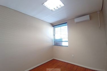 Sala Comercial para alugar - 100m&sup2; - Centro
