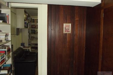 Casa &agrave; venda - 376m&sup2; - Centro