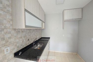 Apartamento para alugar - 52m&sup2; - Centro