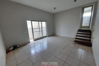 Sal&atilde;o Comercial para alugar - 182m&sup2; - Centro