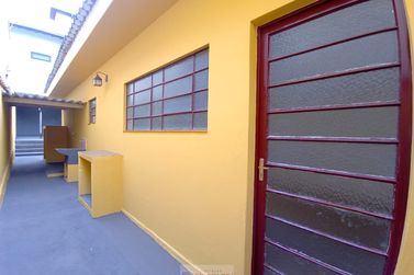 Casa para alugar - 85m&sup2; - Centro