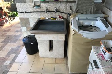 Casa &agrave; venda - 233m&sup2; - Centro