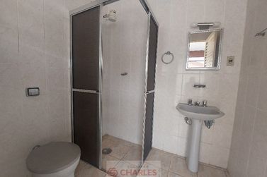 Casa para alugar - 231m&sup2; - Centro