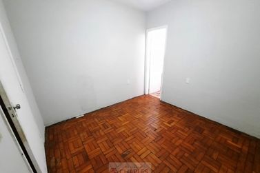 Sal&atilde;o Comercial para alugar - 182m&sup2; - Centro