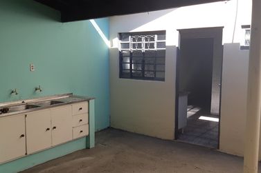 Casa &agrave; venda - 170m&sup2; - Centro