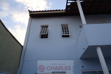 Casa &agrave; venda - 10m&sup2; - Centro