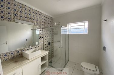 Casa &agrave; venda - 235m&sup2; - Centro