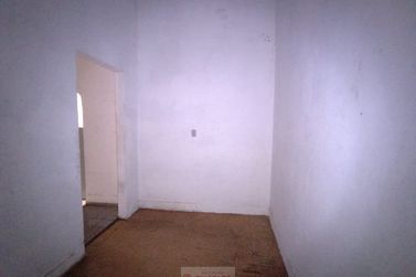Sal&atilde;o Comercial para alugar - 160m&sup2; - Centro