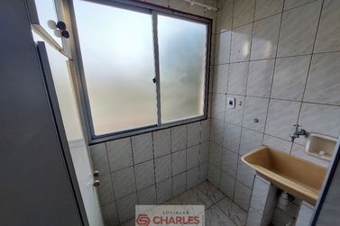 Apartamento &agrave; venda - 46m&sup2; - Centro