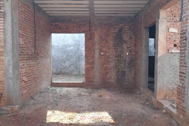 Casa &agrave; venda - 120m&sup2; - Centro