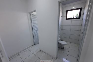 Sala Comercial para alugar - 180m&sup2; - Centro