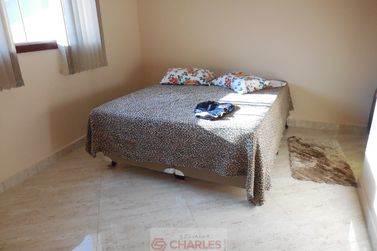 Casa &agrave; venda - 250m&sup2; - Centro
