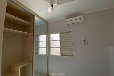 Casa &agrave; venda - 10m&sup2; - Centro