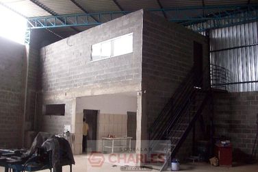 Sal&atilde;o Comercial &agrave; venda - 400m&sup2; - Centro