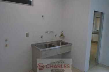 Casa &agrave; venda - 248m&sup2; - Centro
