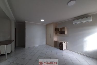 Casa &agrave; venda - 65m&sup2; - Centro