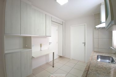 Apartamento para alugar - 105m&sup2; - Centro