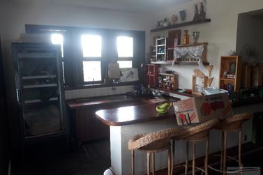 Casa &agrave; venda - 500m&sup2; - Centro