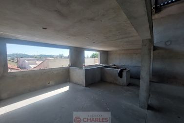 Sal&atilde;o Comercial para alugar - 376m&sup2; - Centro