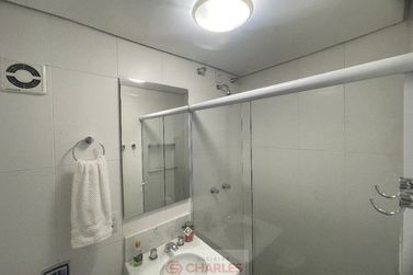 Apartamento &agrave; venda - 86m&sup2; - Centro
