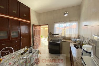 Casa &agrave; venda - 356m&sup2; - Centro