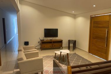 S&iacute;tio &agrave; venda - 640m&sup2; - Centro