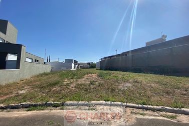Terreno &agrave; venda - 10m&sup2; - Centro