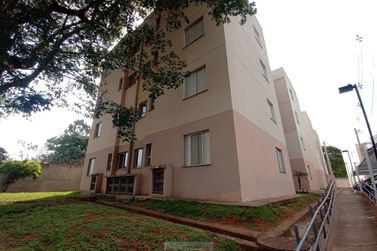 Apartamento para alugar - 60m&sup2; - Centro