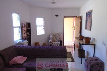 Casa &agrave; venda - 100m&sup2; - Centro