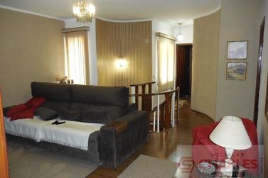 Casa &agrave; venda - 335m&sup2; - Centro