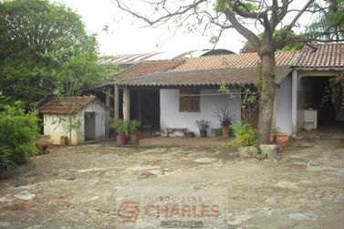 S&iacute;tio &agrave; venda - 10m&sup2; - Centro