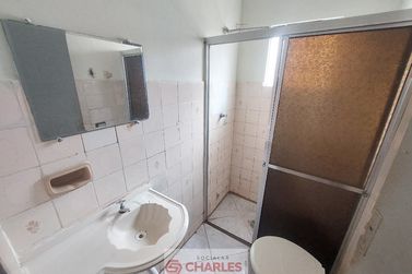Terreno &agrave; venda - 84m&sup2; - Centro