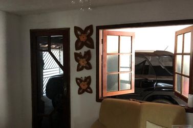 S&iacute;tio &agrave; venda - 600m&sup2; - Centro