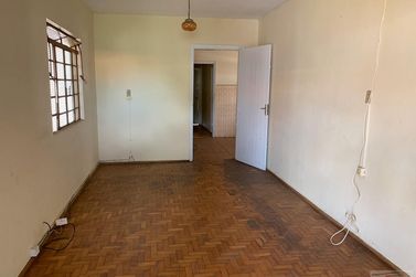 Casa &agrave; venda - 131m&sup2; - Centro