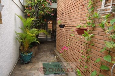 Casa &agrave; venda - 330m&sup2; - Centro