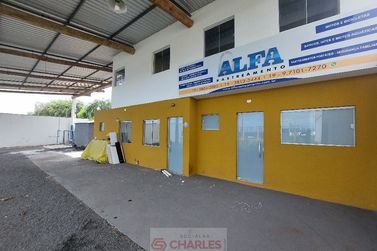 Sal&atilde;o Comercial para alugar - 272m&sup2; - Centro